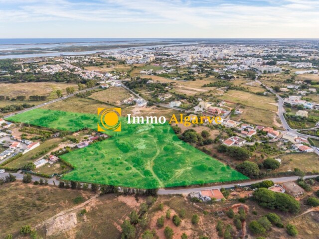 Large building plot of 3,64 hectares in olhÃo