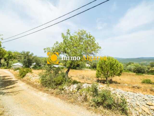 Agricultural plot in an excellent location near loulÉ