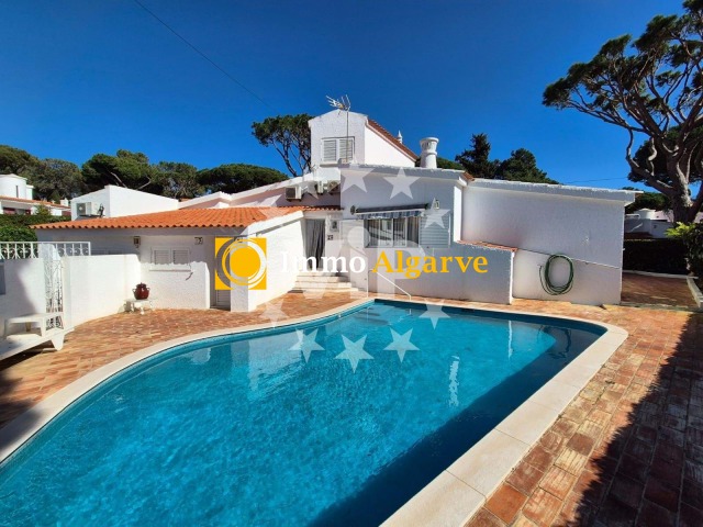 Villa in Quarteira, Algarve